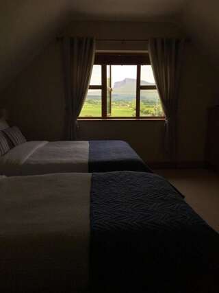 Отели типа «постель и завтрак» Lissadell Lodge Carney Трехместный номер-3