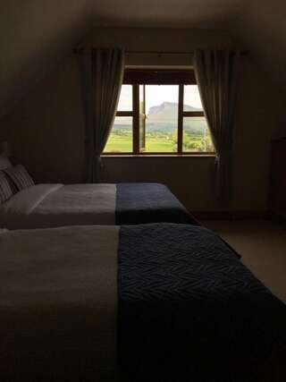 Отели типа «постель и завтрак» Lissadell Lodge Carney Трехместный номер-12